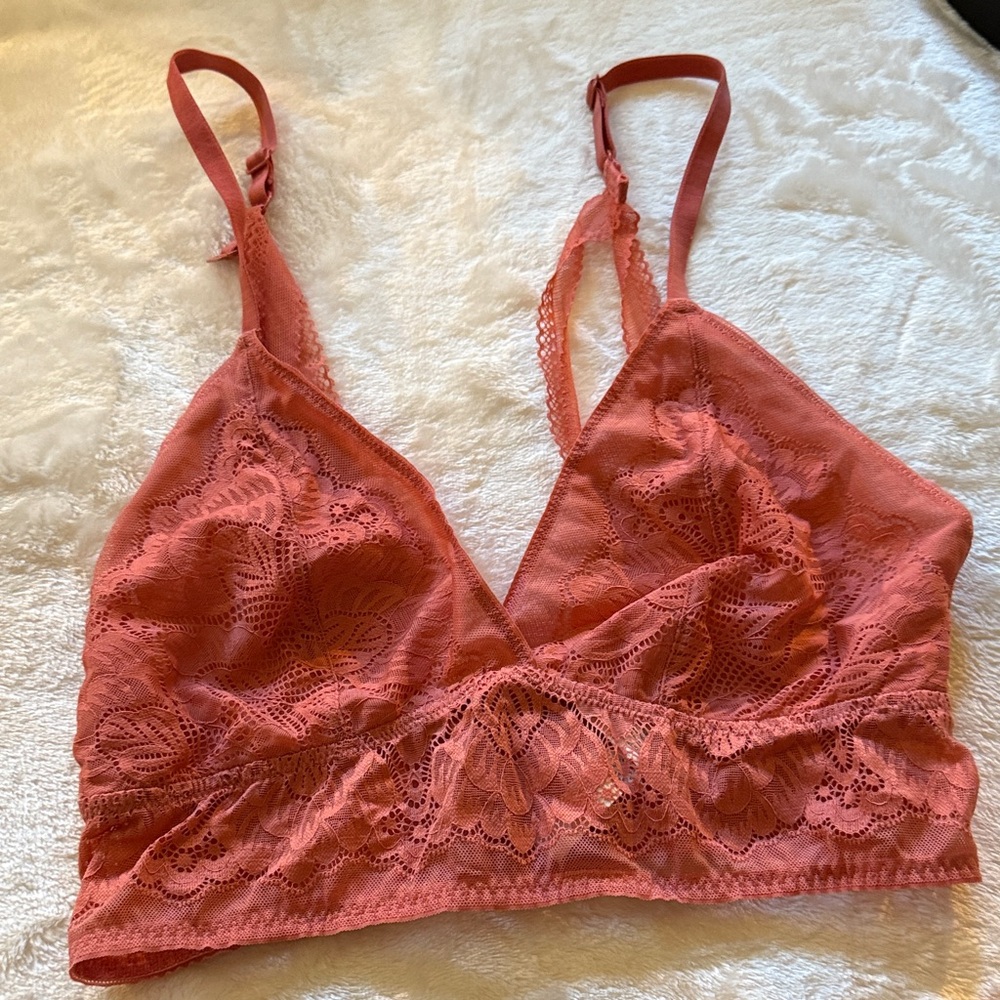 Lace Bralette in Coral Pink with matching panties.